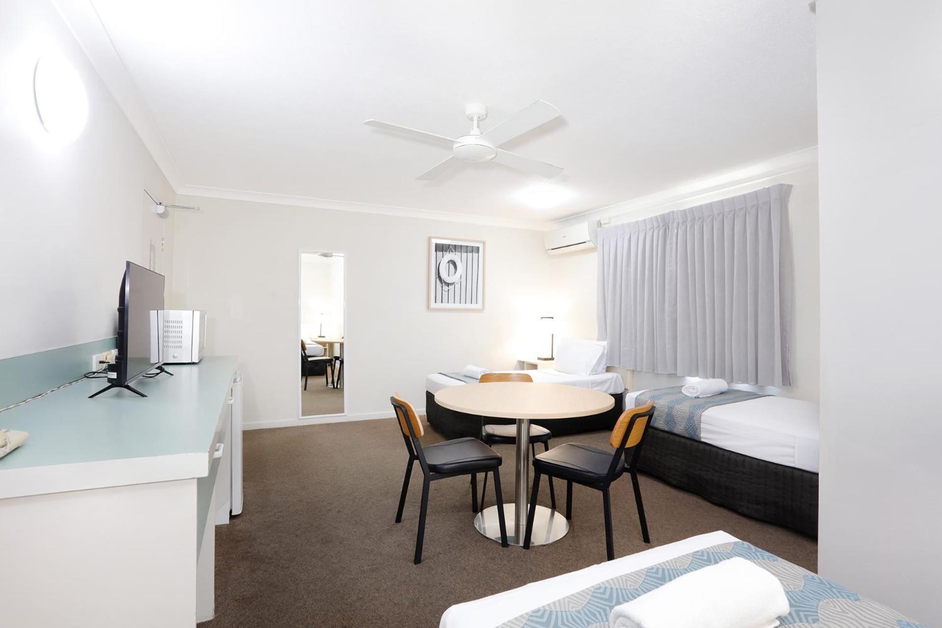Southport Motel & Apartments Голд-Кост Номер фото